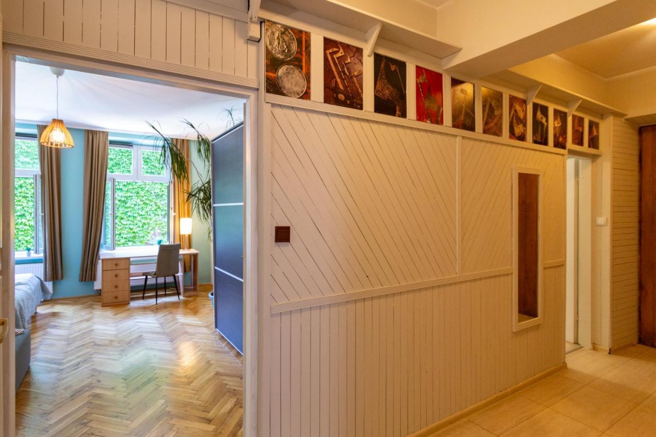 Spacious, Central & Artistic W/Brand New Bathroom! Krakau Exterior foto